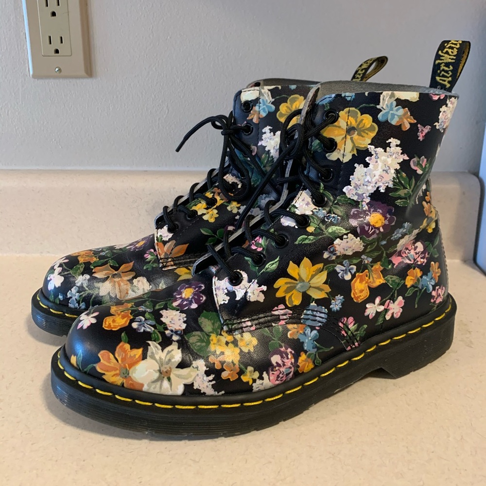 COPY - Doc Martens Floral Boots Women’s Size 11